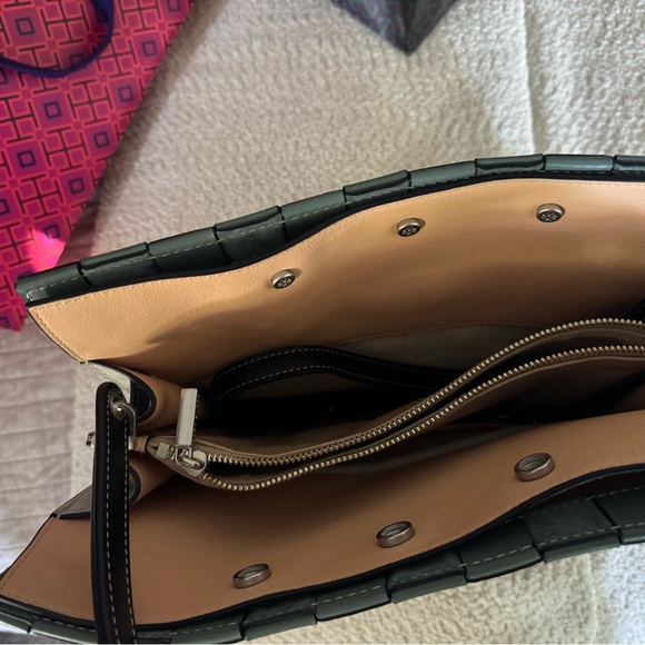 Tory Burch Lee Radzwill woven bag - new with box and bag! - Picture 6 of 7